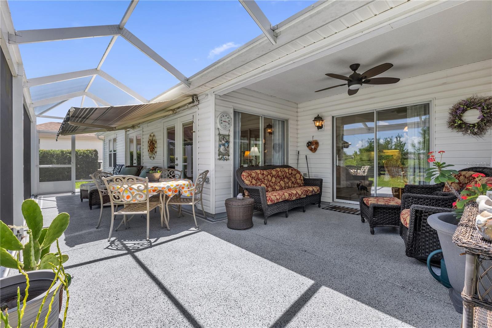 521 CARRERA DR, LADY LAKE, FL, 32159