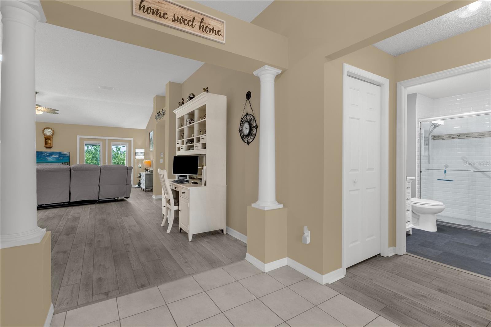521 CARRERA DR, LADY LAKE, FL, 32159