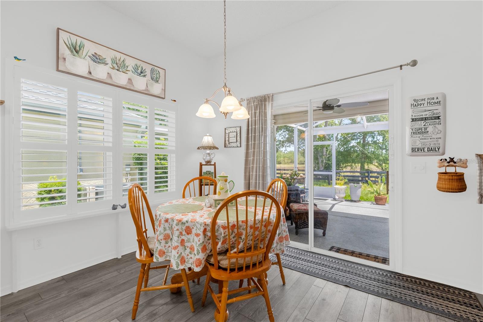 521 CARRERA DR, LADY LAKE, FL, 32159