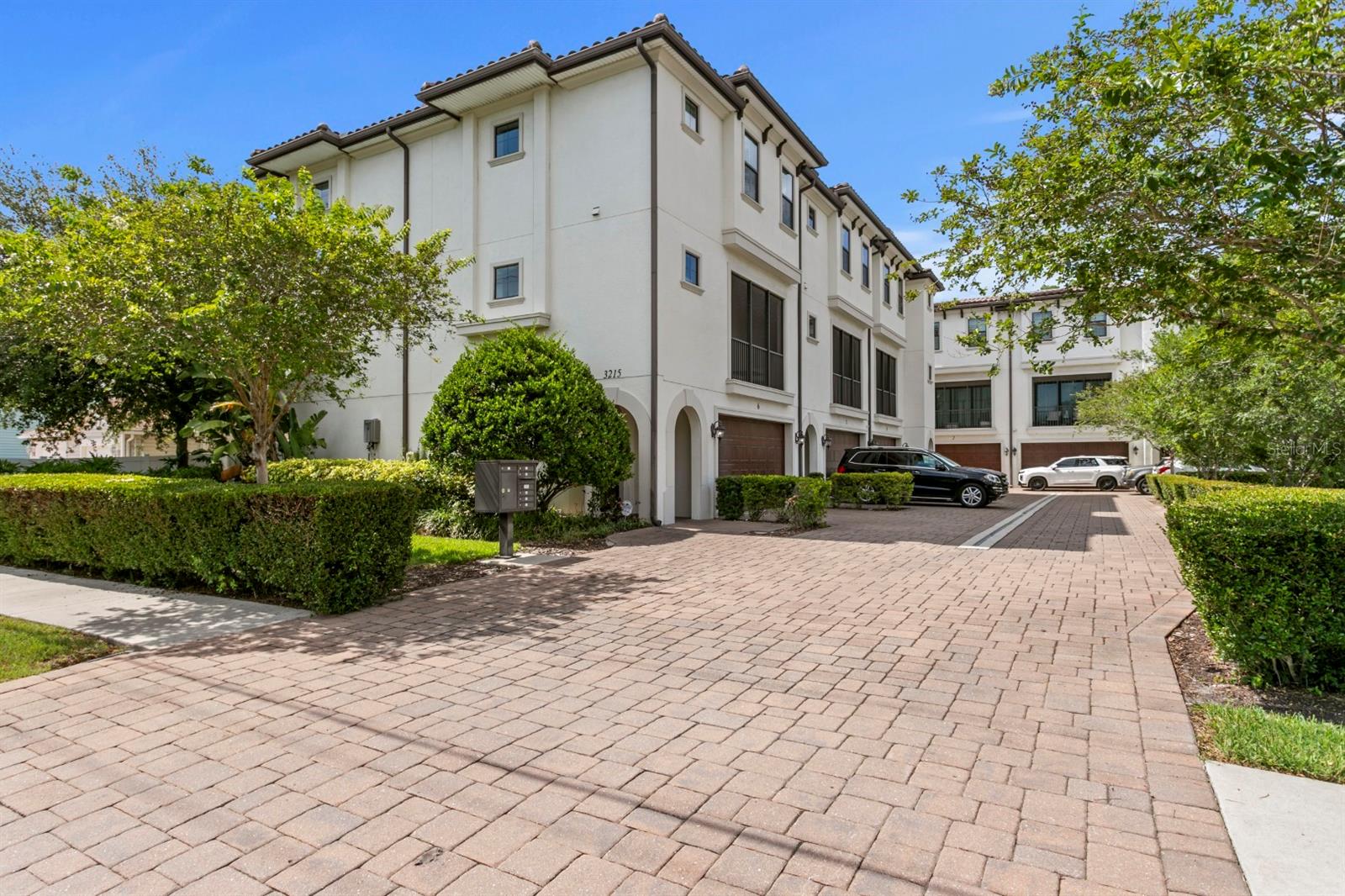 3215 W DE LEON ST #6, TAMPA, FL, 33609
