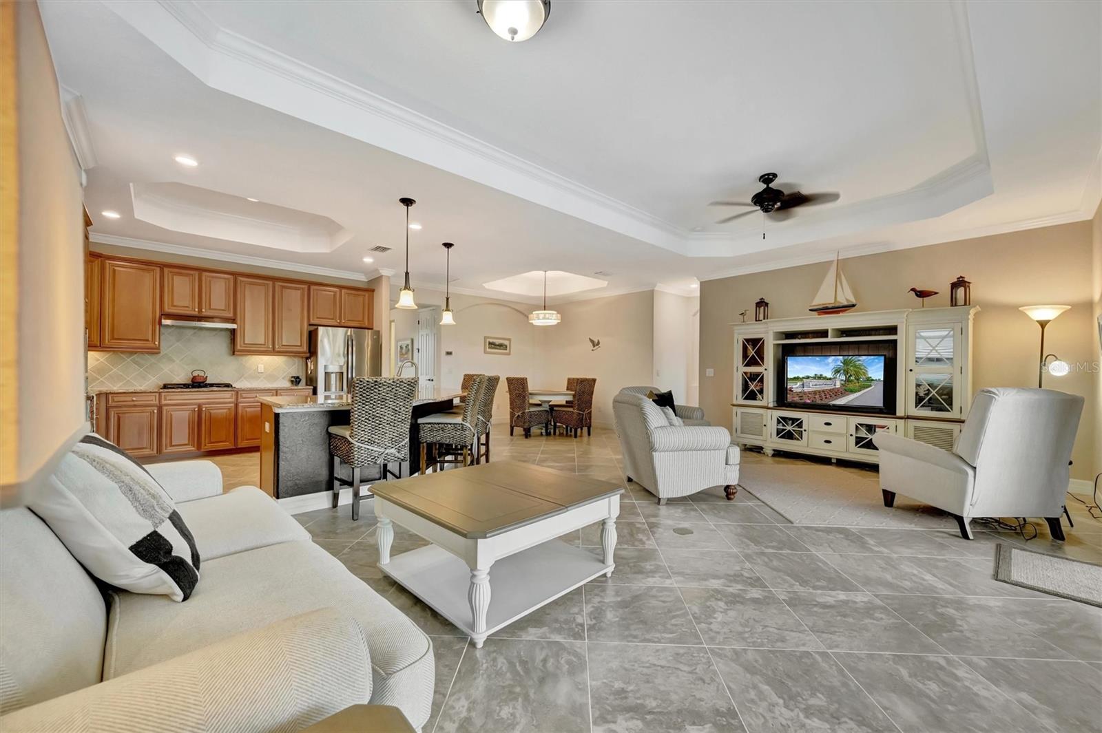 5824 CESSNA RUN, BRADENTON, FL, 34211