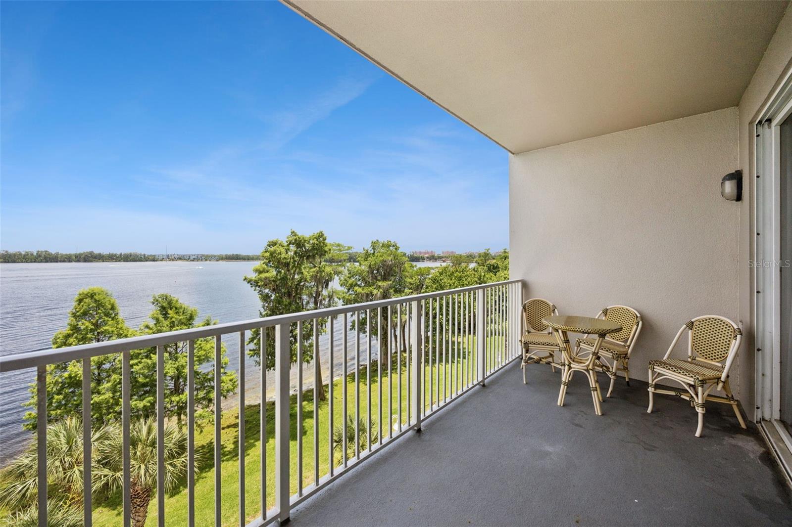 13427 BLUE HERON BEACH DR #301, ORLANDO, FL, 32821