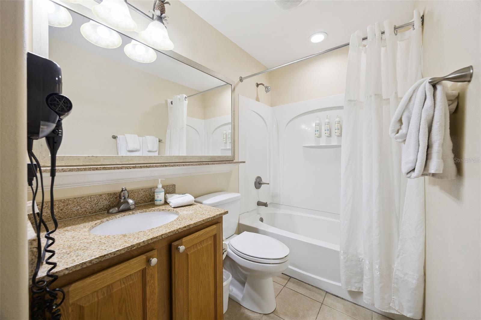 13427 BLUE HERON BEACH DR #301, ORLANDO, FL, 32821