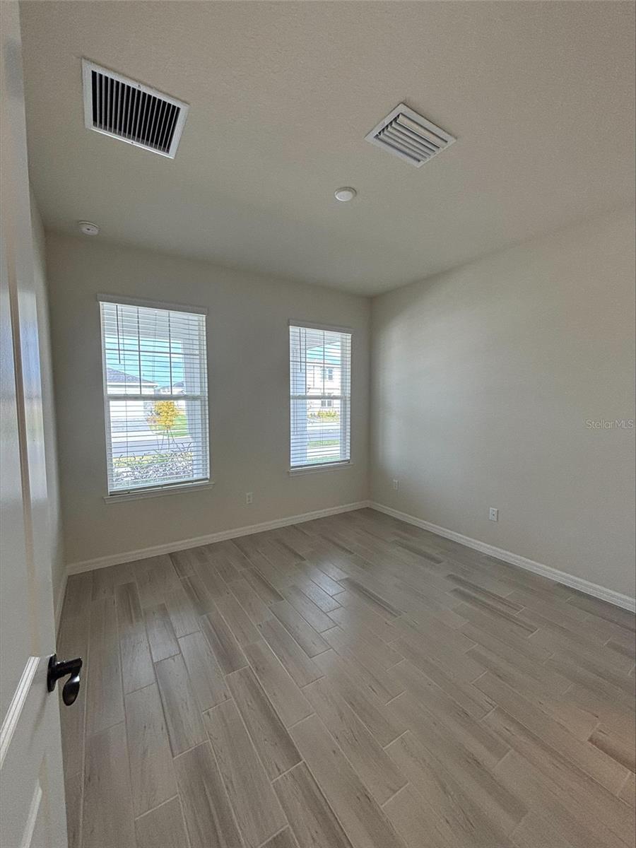 9824 PASSAIC PKWY, ORLANDO, FL, 32829
