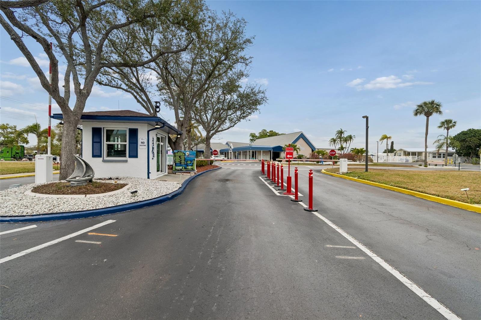 7186 MOUNT ARLINGTON DR NE #421, ST PETERSBURG, FL, 33702