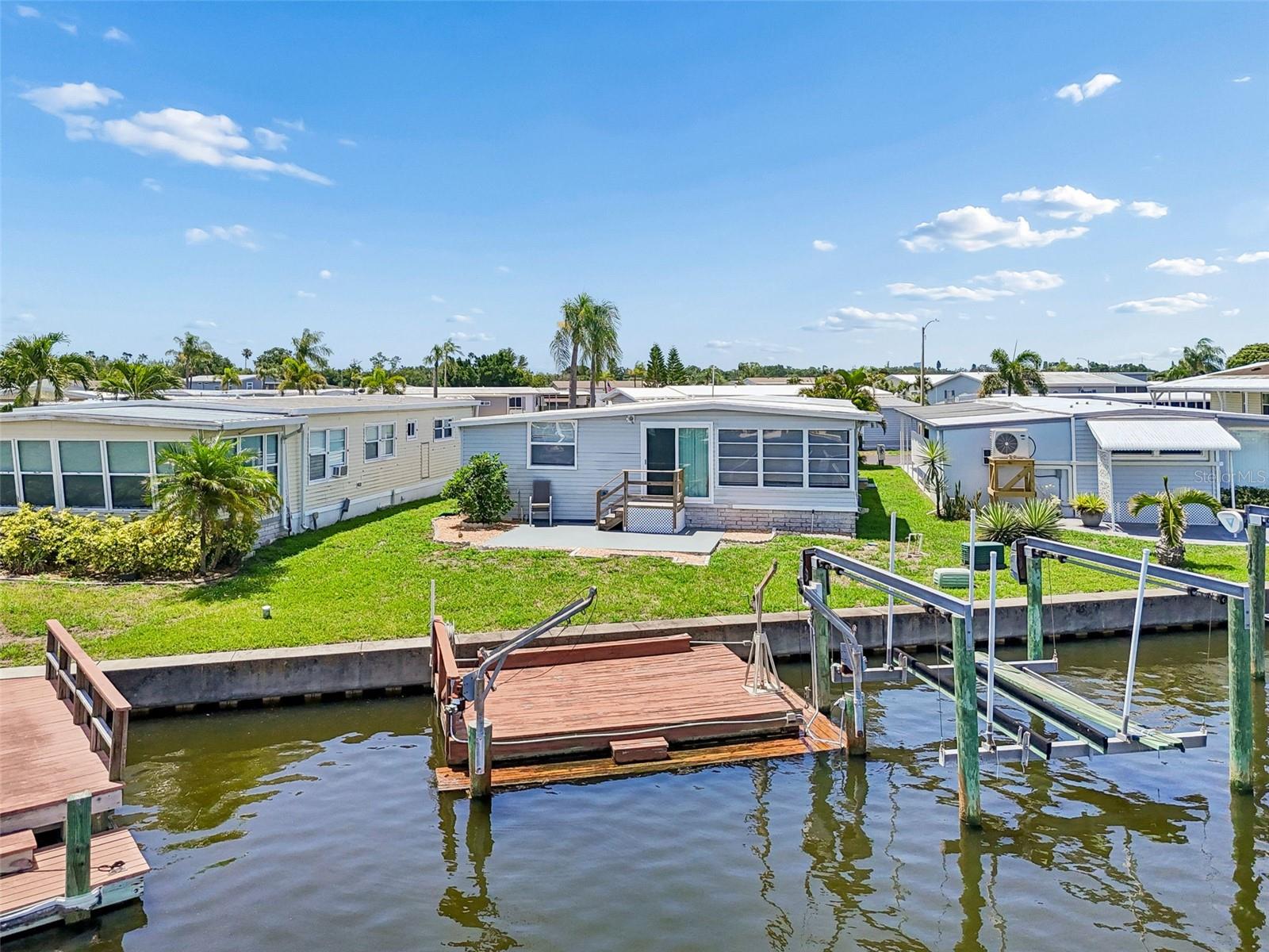 7186 MOUNT ARLINGTON DR NE #421, ST PETERSBURG, FL, 33702
