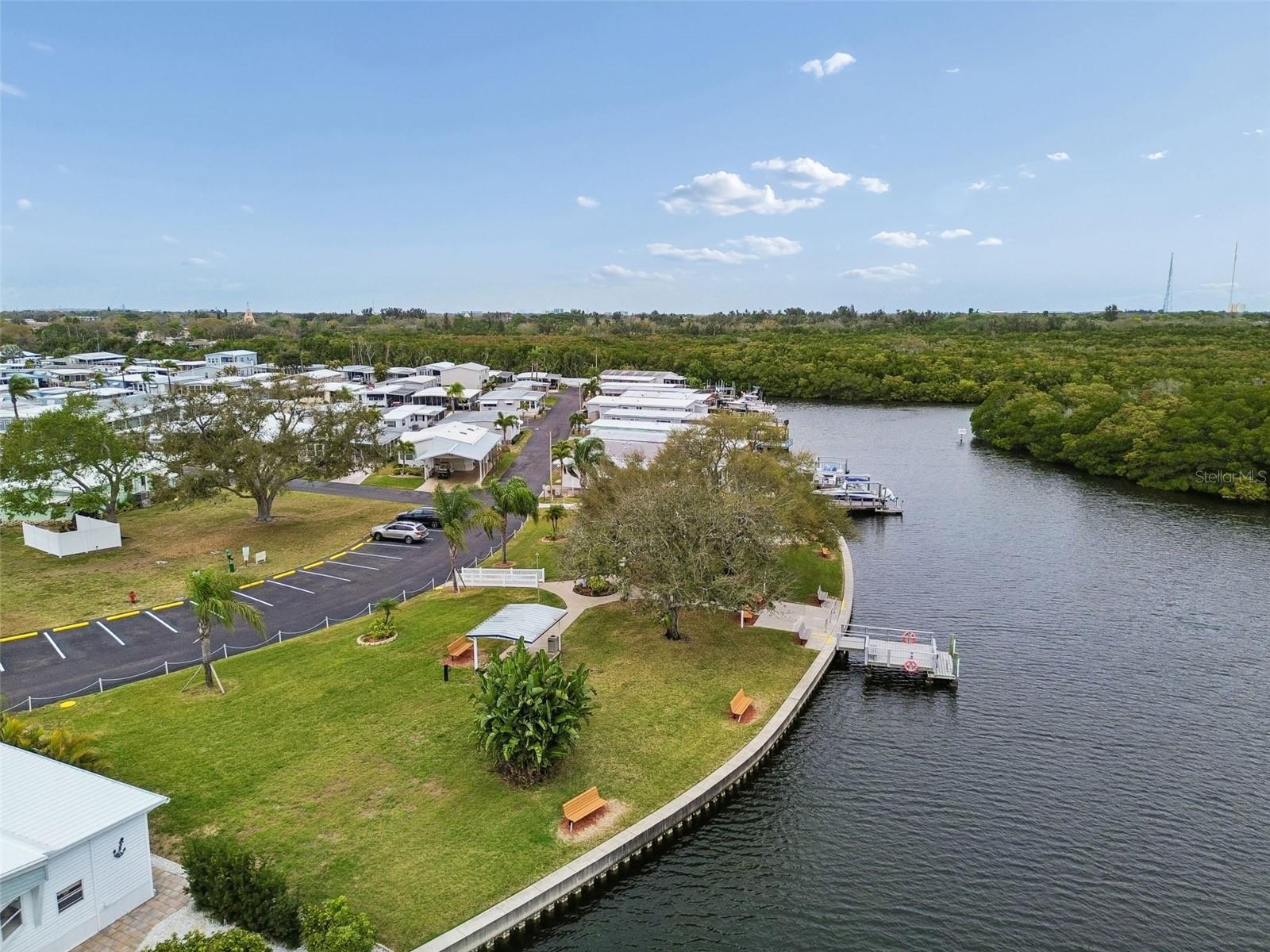 7186 MOUNT ARLINGTON DR NE #421, ST PETERSBURG, FL, 33702
