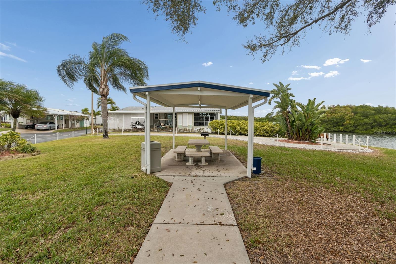 7186 MOUNT ARLINGTON DR NE #421, ST PETERSBURG, FL, 33702