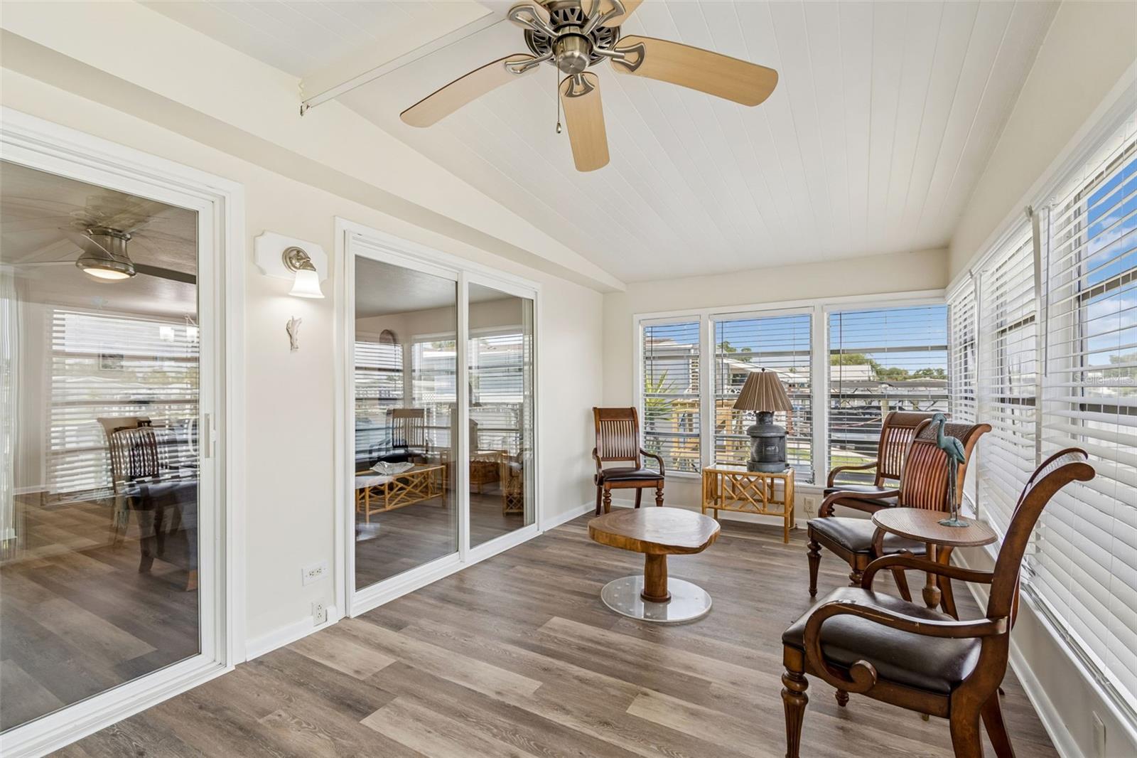 7186 MOUNT ARLINGTON DR NE #421, ST PETERSBURG, FL, 33702
