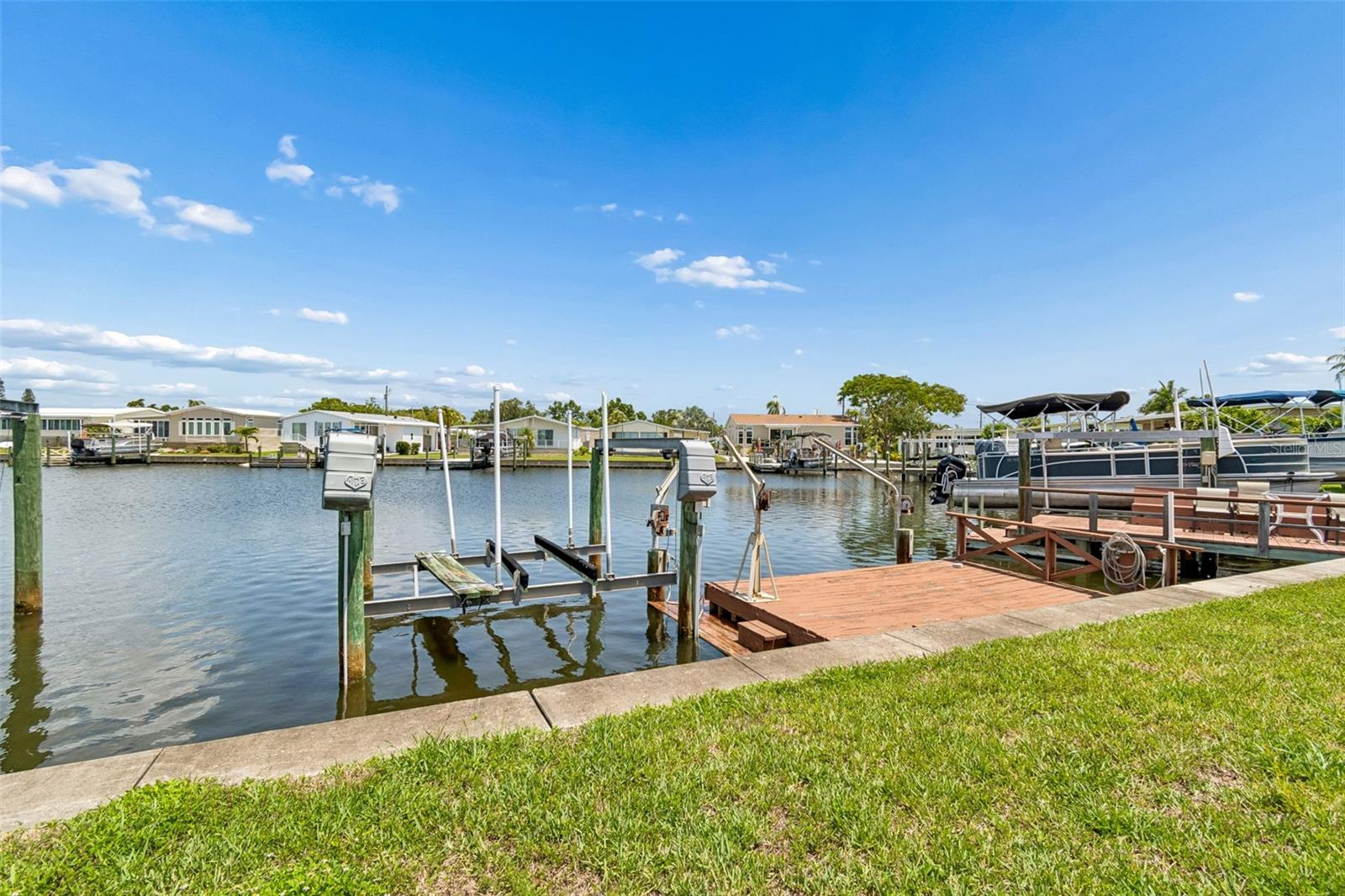 7186 MOUNT ARLINGTON DR NE #421, ST PETERSBURG, FL, 33702