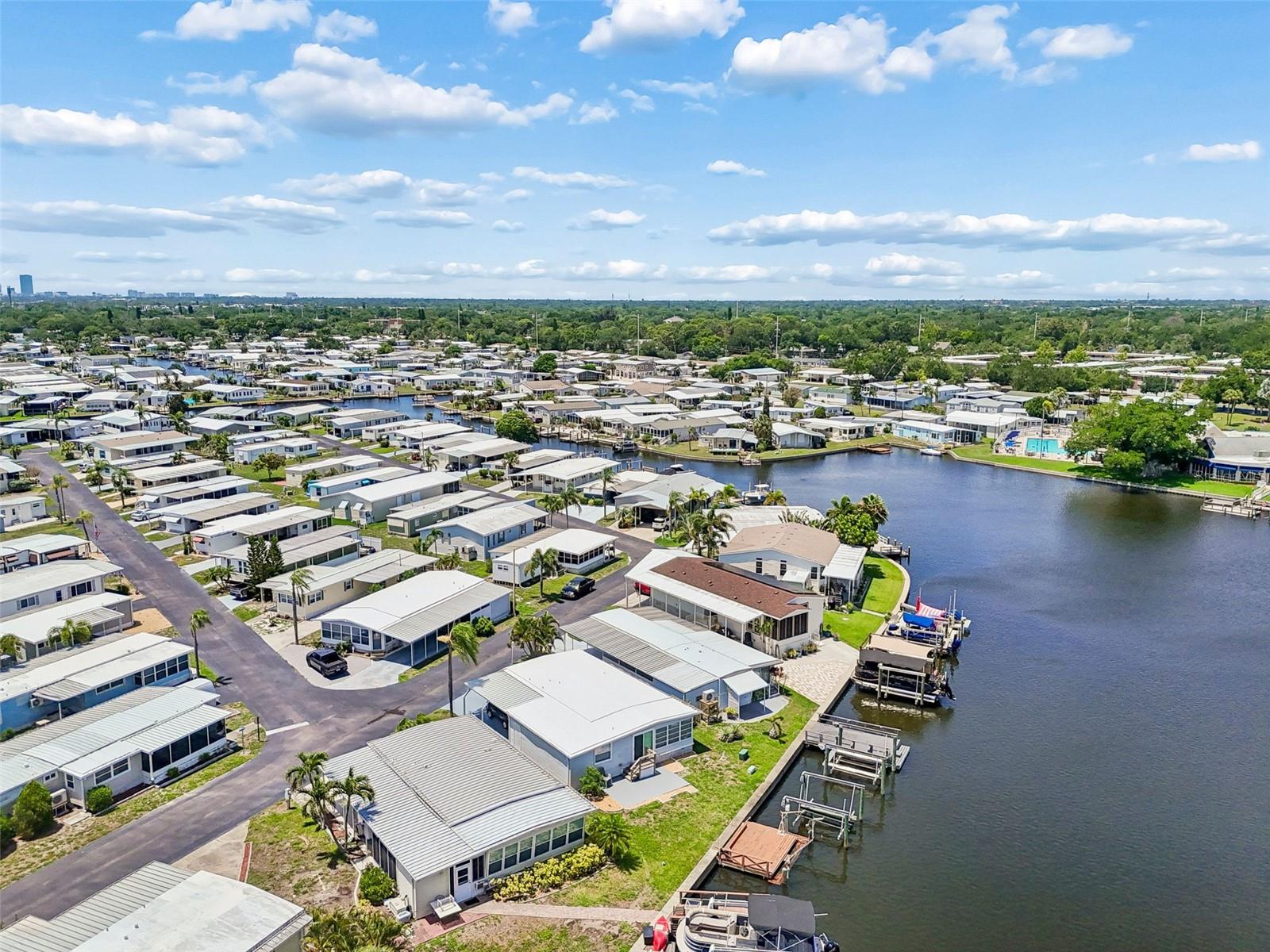 7186 MOUNT ARLINGTON DR NE #421, ST PETERSBURG, FL, 33702