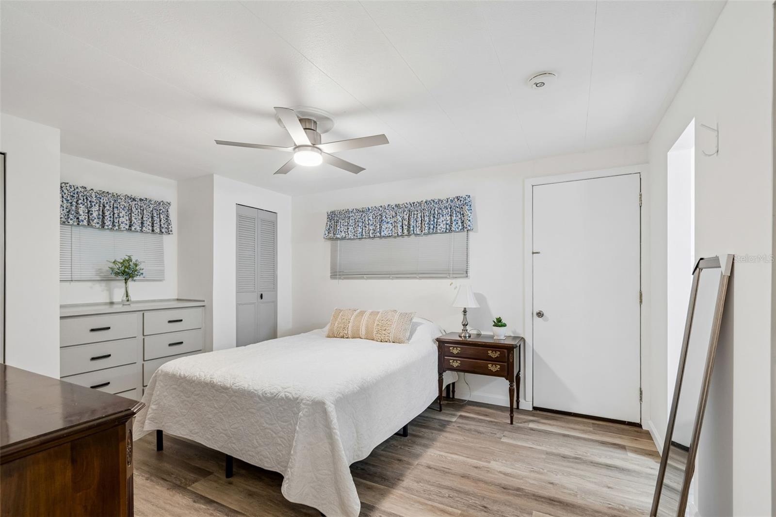 7186 MOUNT ARLINGTON DR NE #421, ST PETERSBURG, FL, 33702