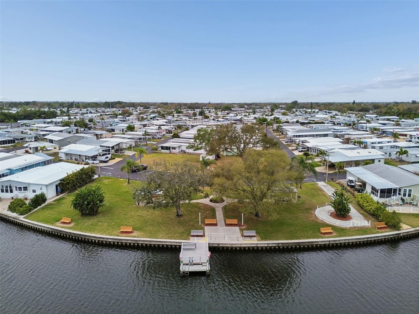 7186 MOUNT ARLINGTON DR NE #421, ST PETERSBURG, FL, 33702