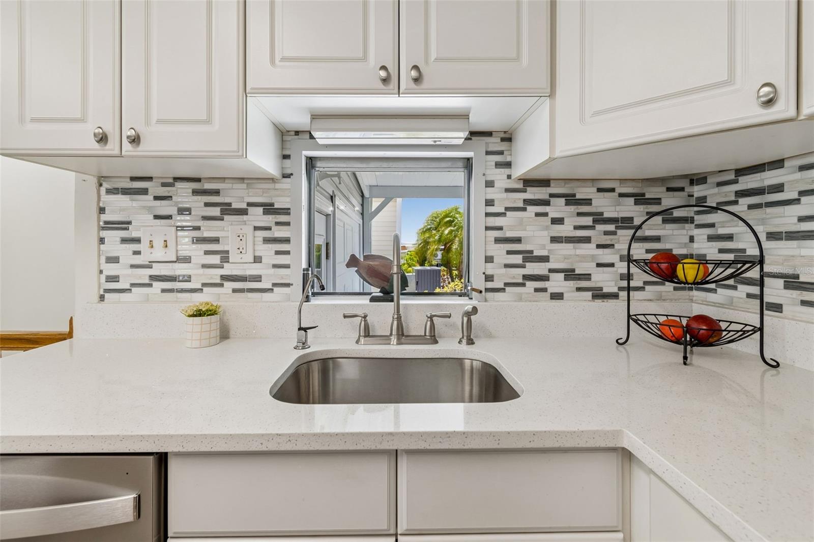 7186 MOUNT ARLINGTON DR NE #421, ST PETERSBURG, FL, 33702