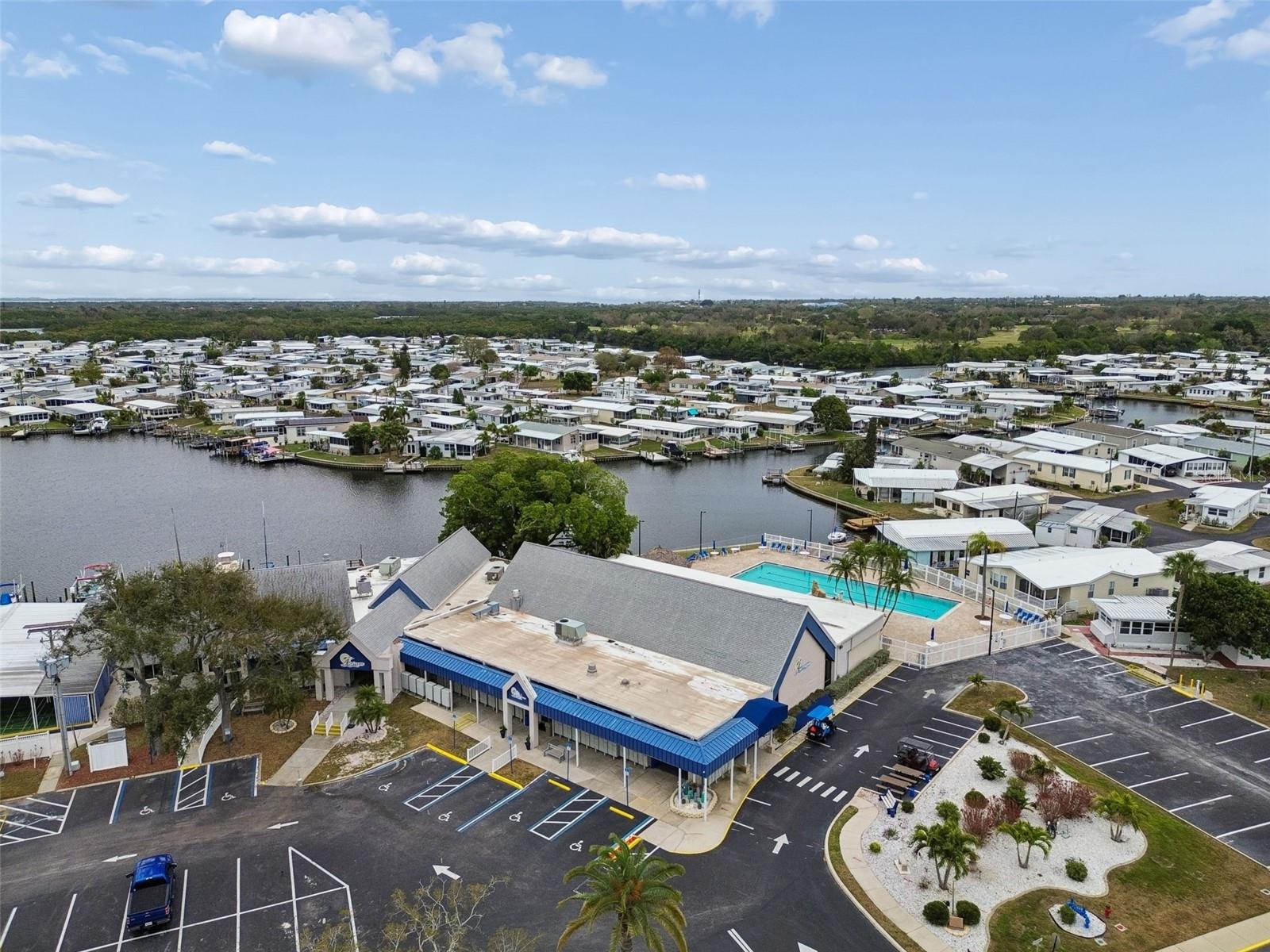 7186 MOUNT ARLINGTON DR NE #421, ST PETERSBURG, FL, 33702