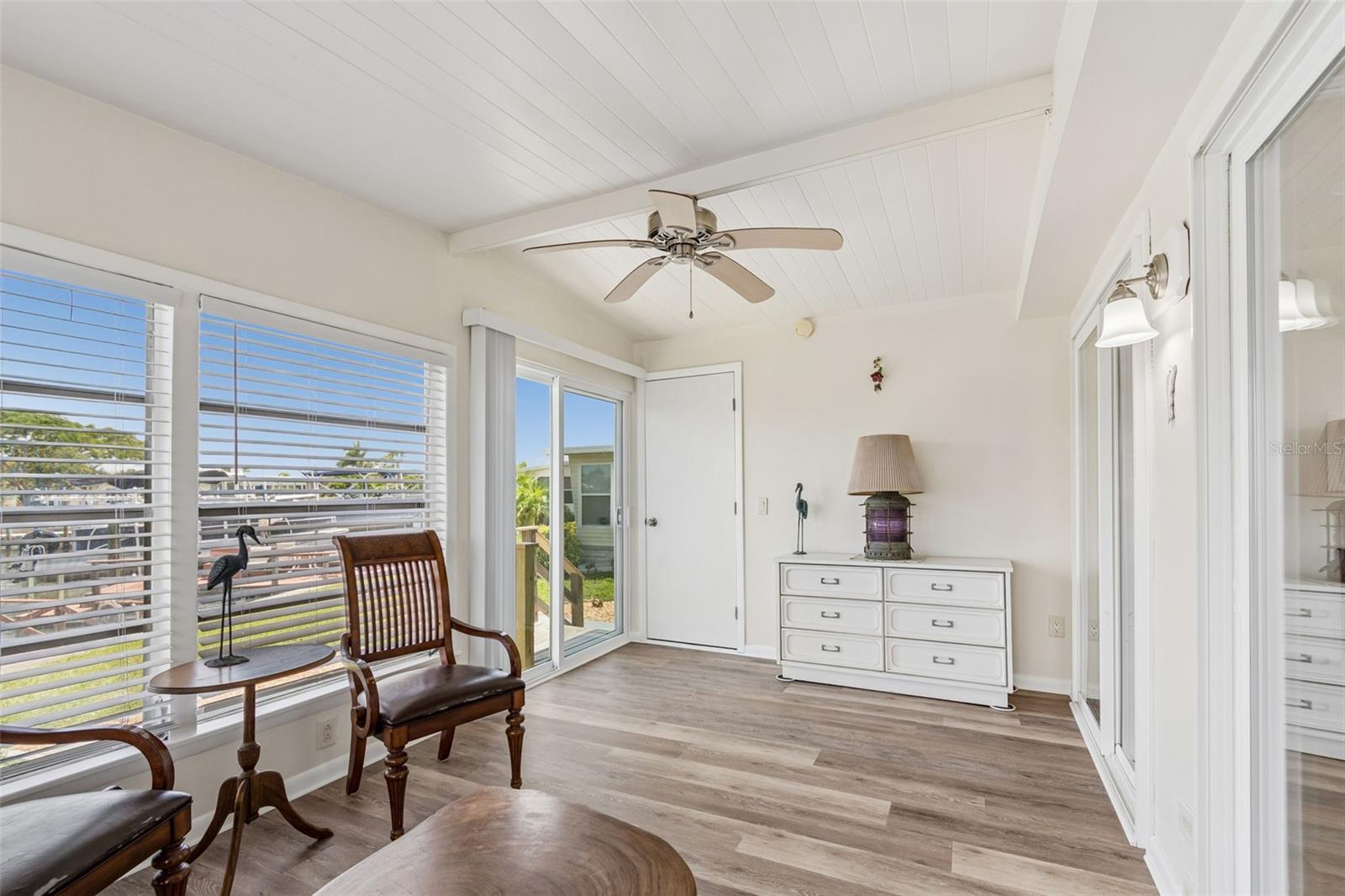 7186 MOUNT ARLINGTON DR NE #421, ST PETERSBURG, FL, 33702