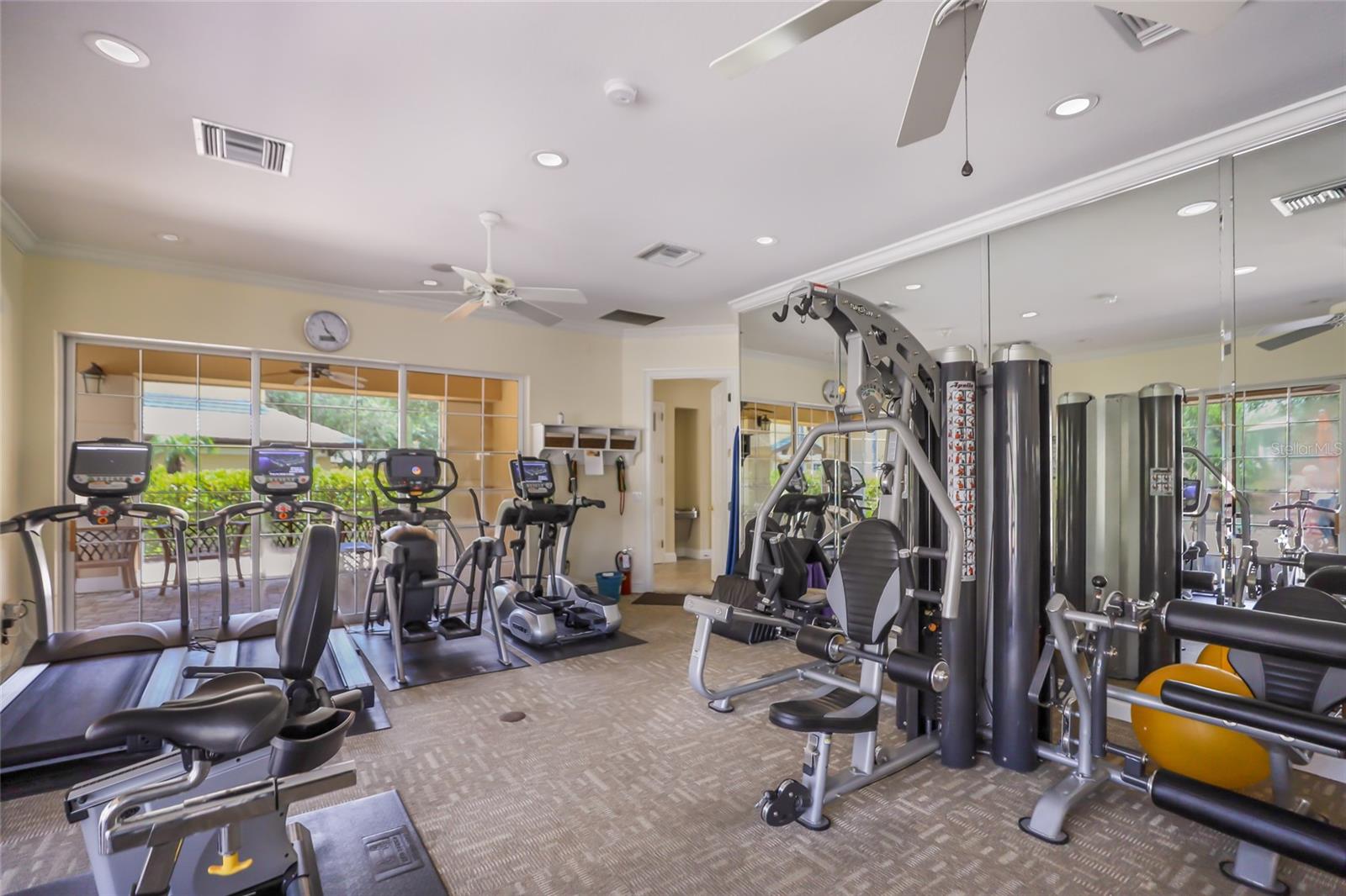 6435 MOORINGS POINT CIR #201, LAKEWOOD RANCH, FL, 34202