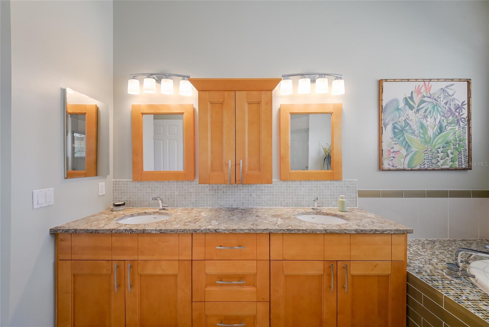 6435 MOORINGS POINT CIR #201, LAKEWOOD RANCH, FL, 34202
