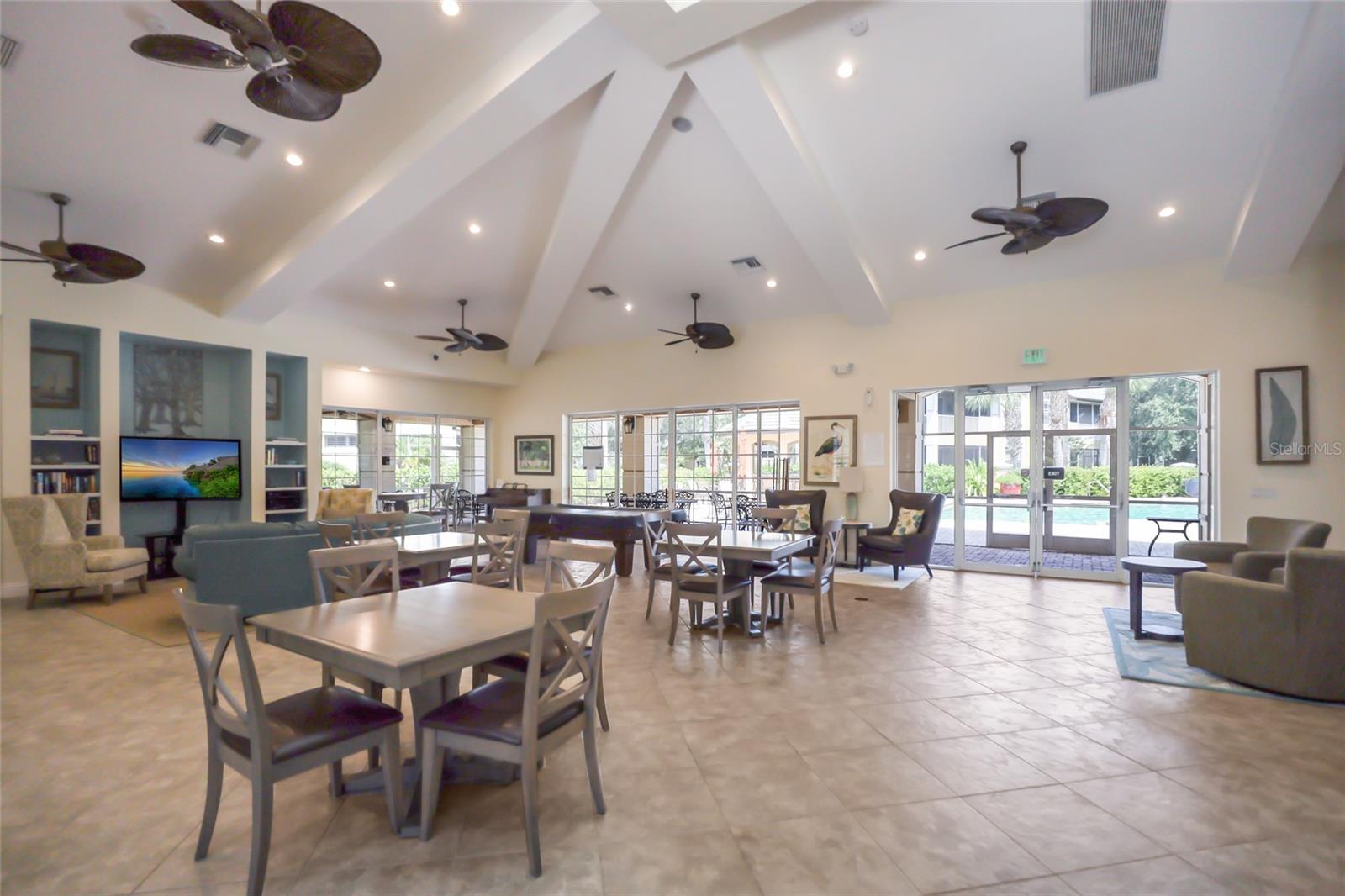 6435 MOORINGS POINT CIR #201, LAKEWOOD RANCH, FL, 34202