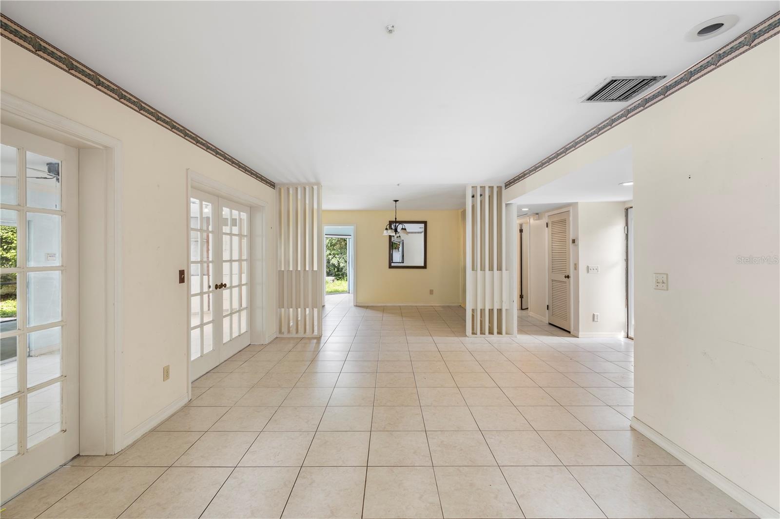 10309 RECLINATA LN, TAMPA, FL, 33618
