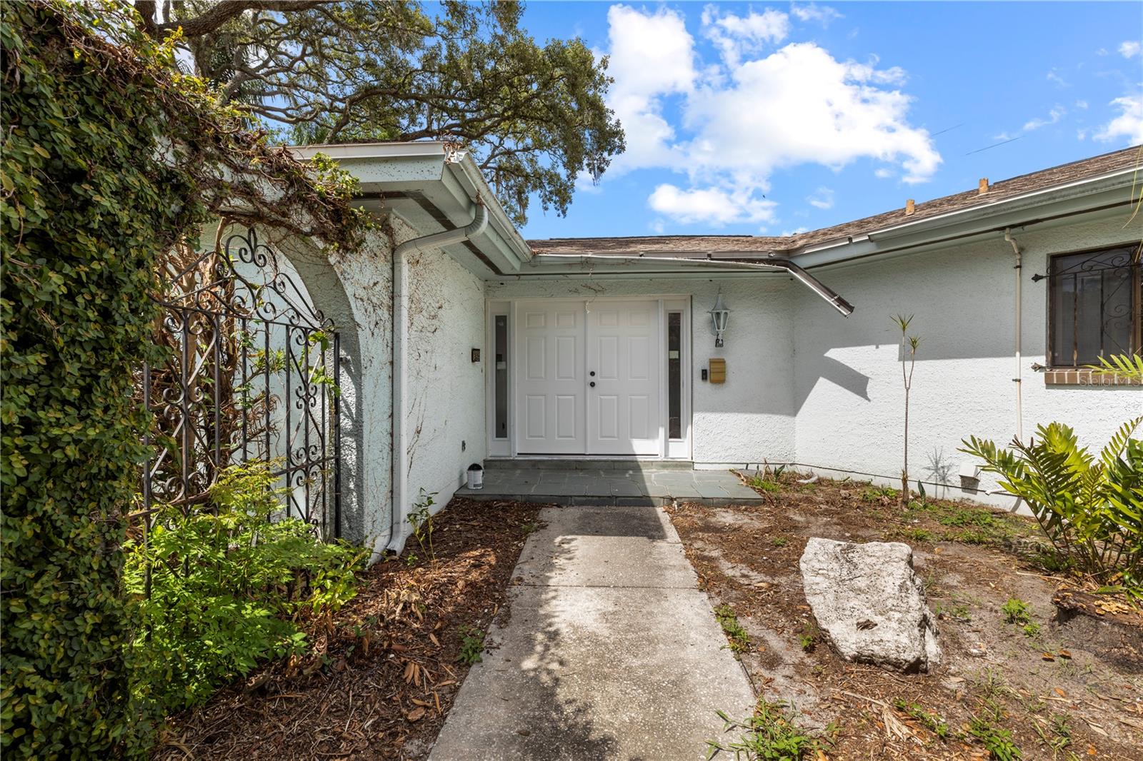 10309 RECLINATA LN, TAMPA, FL, 33618