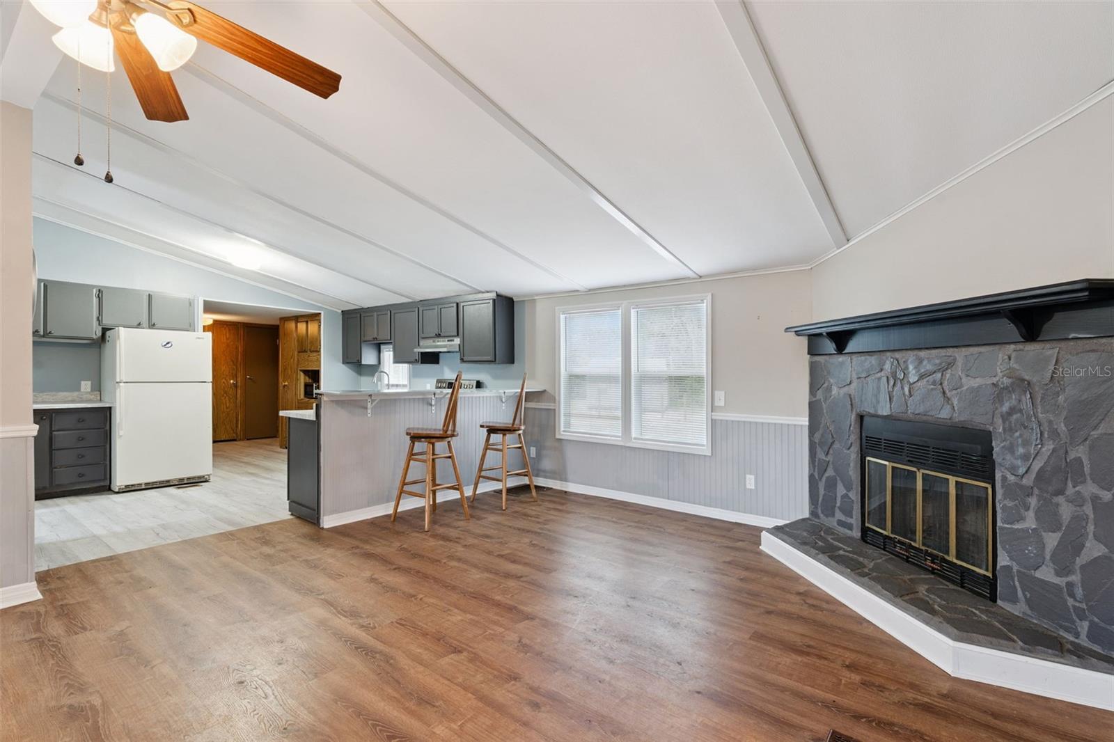 2484 GATOR LN, GROVELAND, FL, 34736