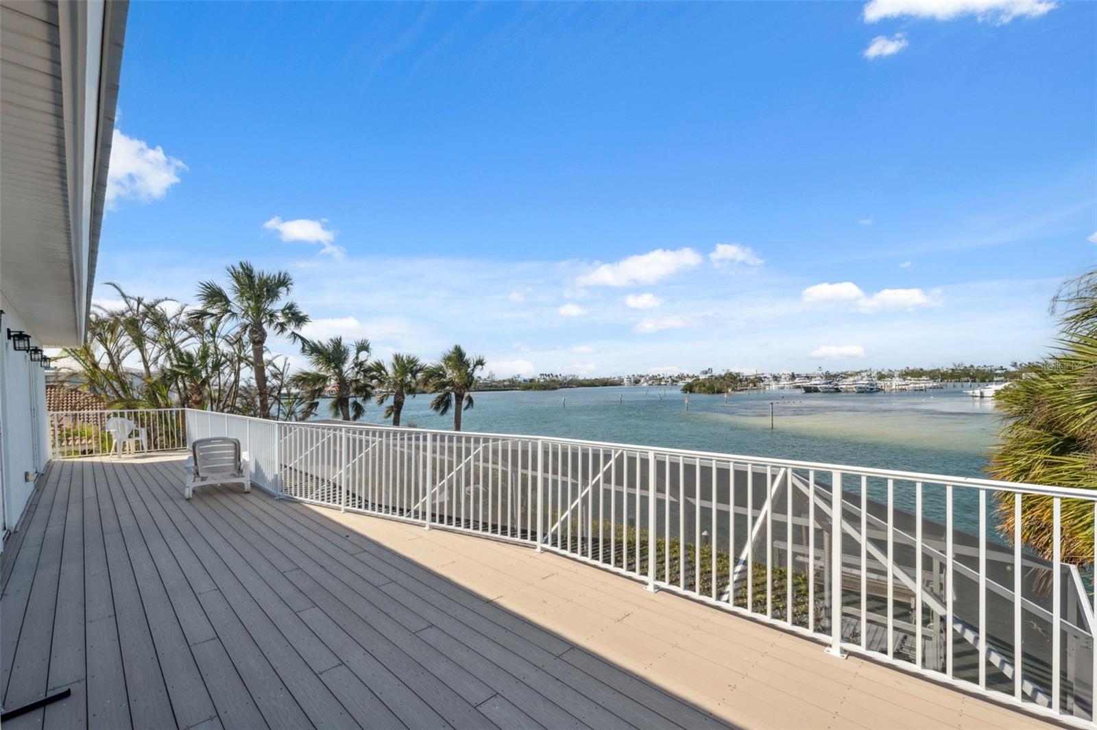 727 KEY ROYALE DR, HOLMES BEACH, FL, 34217