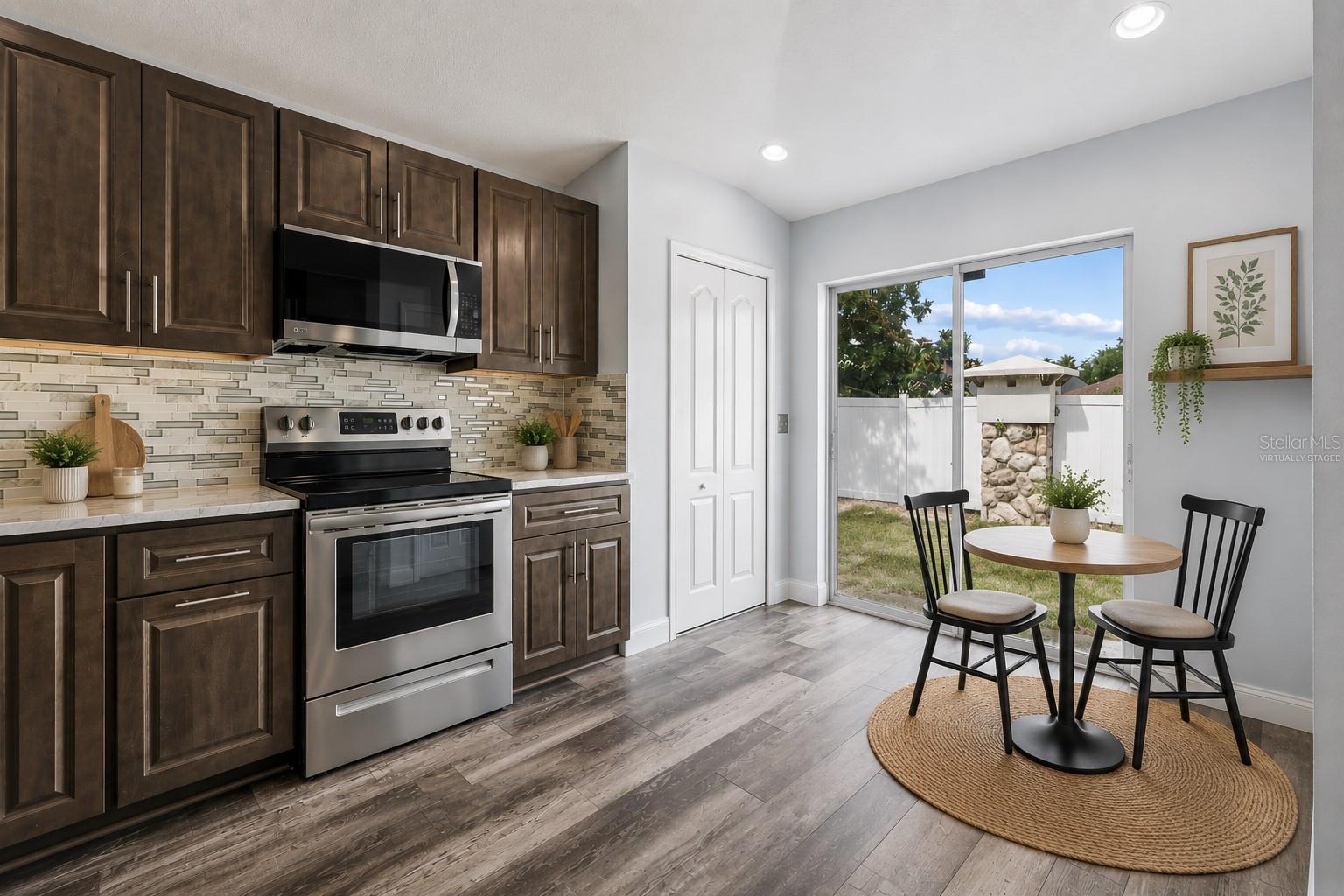 10226 PERTHSHIRE CIR, LAND O LAKES, FL, 34638