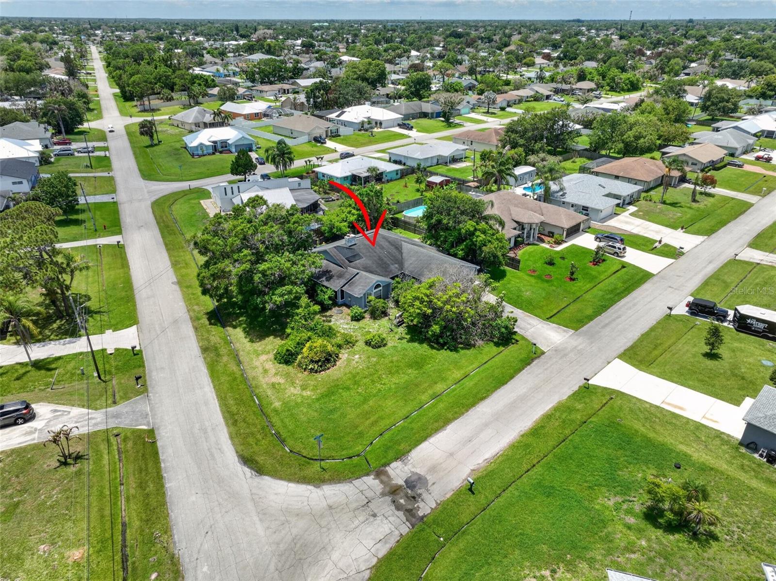 674 SE STARFISH AVE, PORT ST LUCIE, FL, 34983