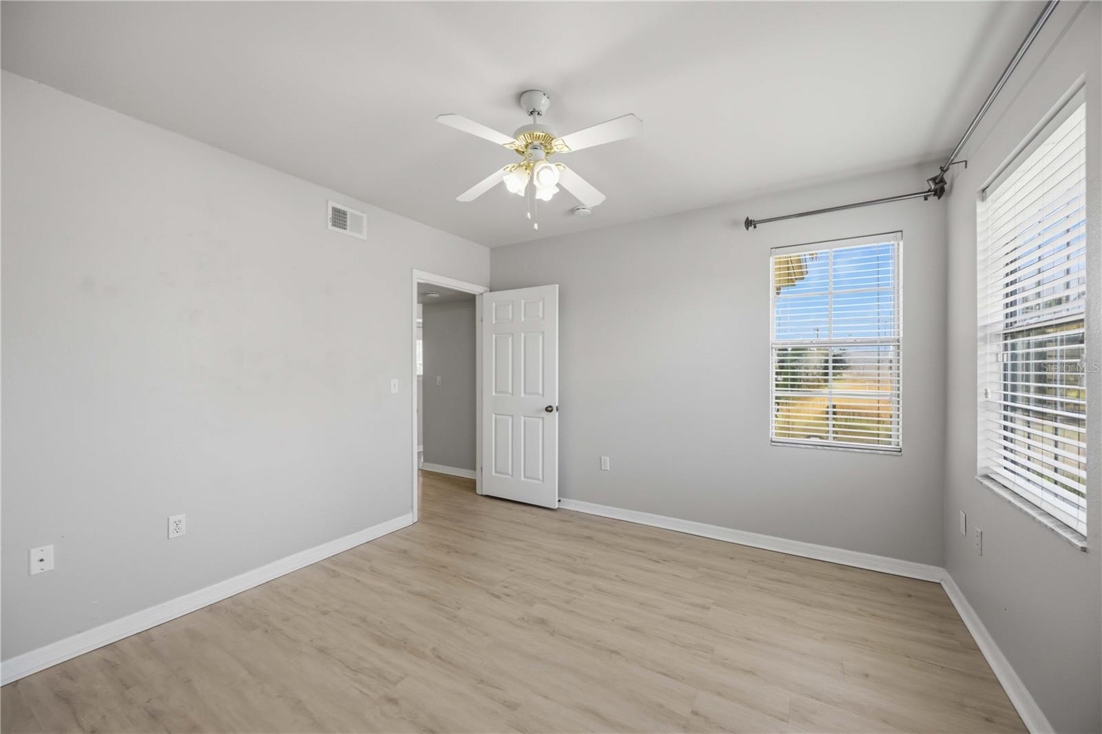 1195 VILLAGIO CIR #208, SARASOTA, FL, 34237