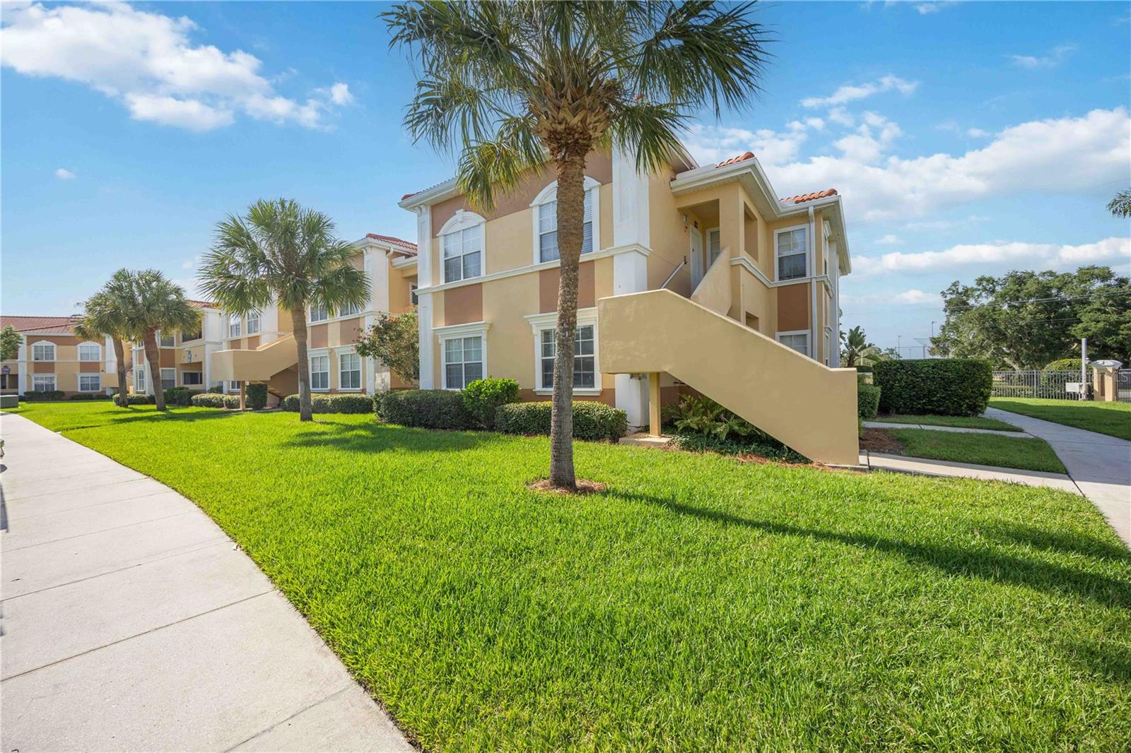 1195 VILLAGIO CIR #208, SARASOTA, FL, 34237