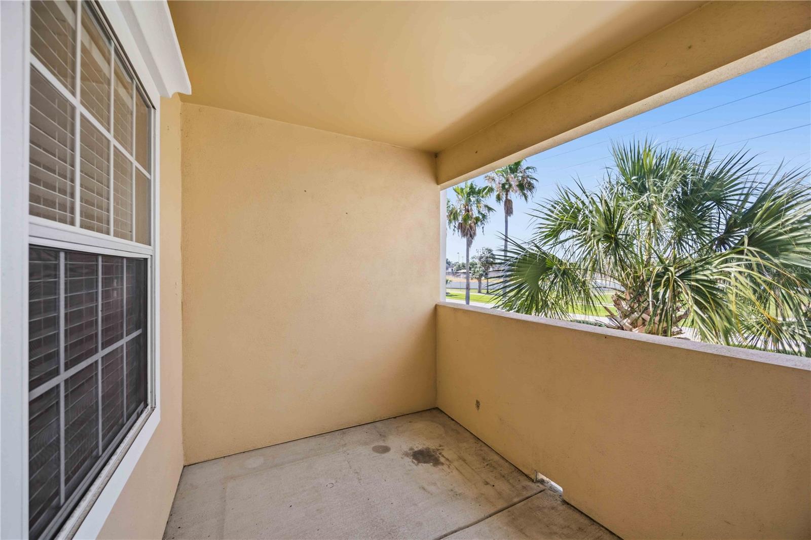 1195 VILLAGIO CIR #208, SARASOTA, FL, 34237