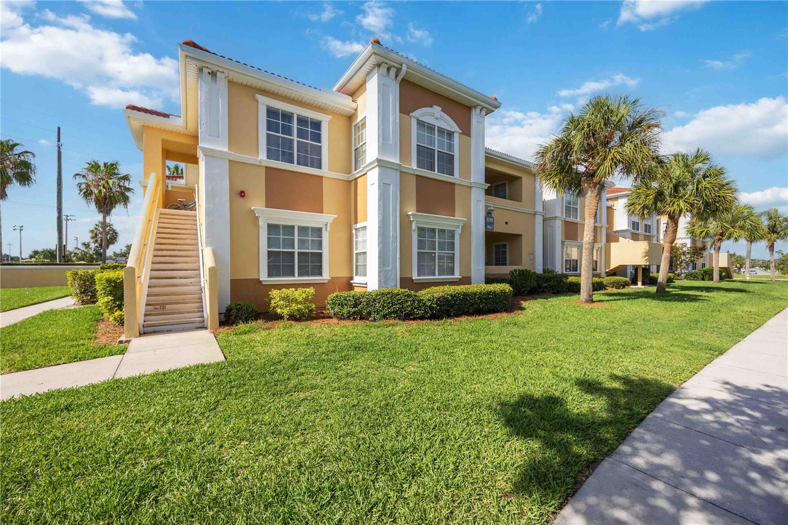 1195 VILLAGIO CIR #208, SARASOTA, FL, 34237