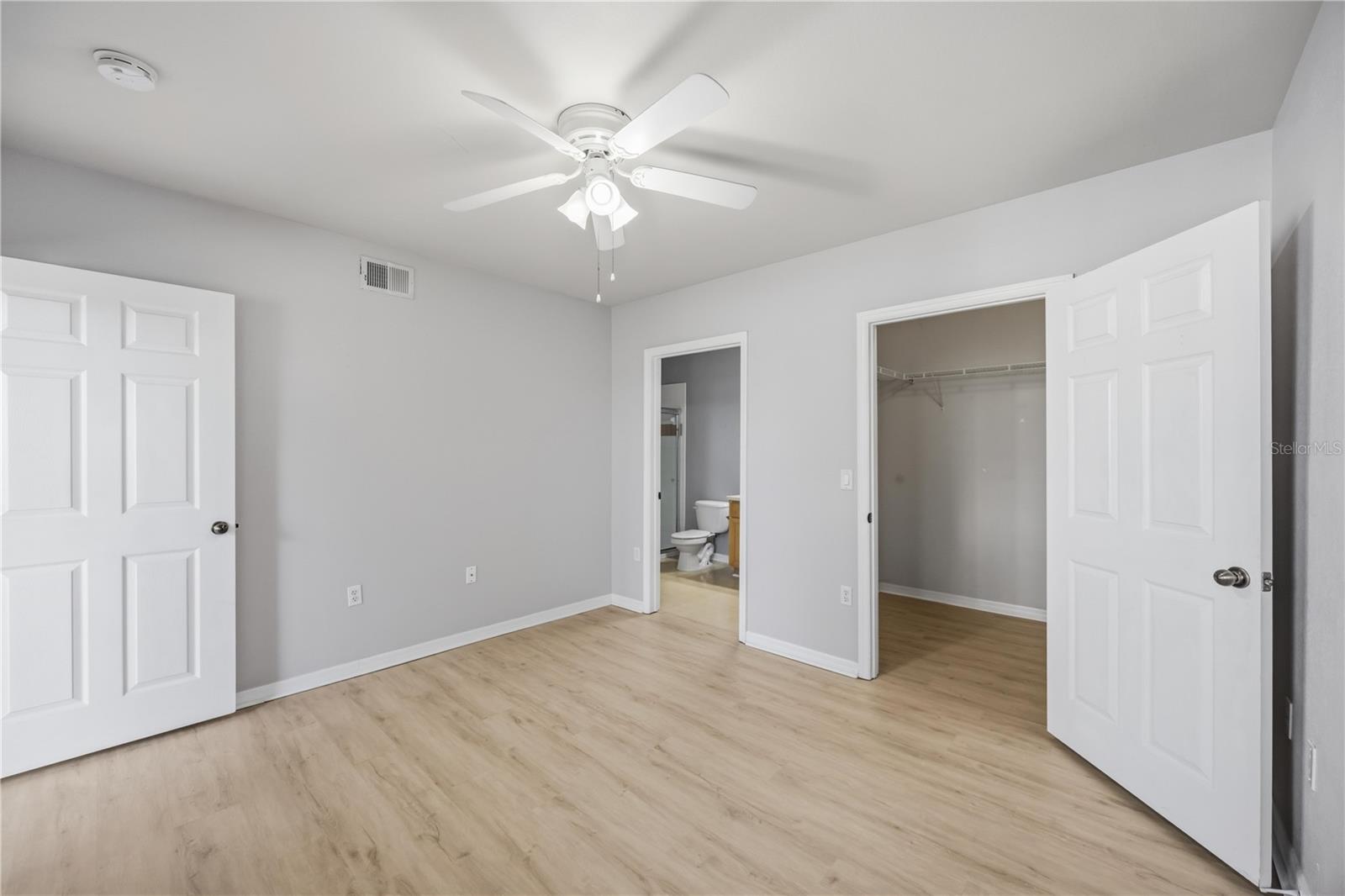 1195 VILLAGIO CIR #208, SARASOTA, FL, 34237