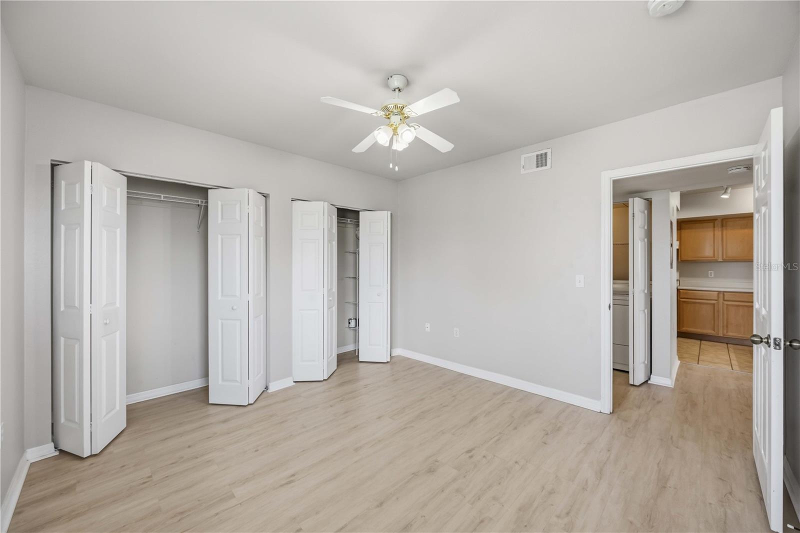 1195 VILLAGIO CIR #208, SARASOTA, FL, 34237