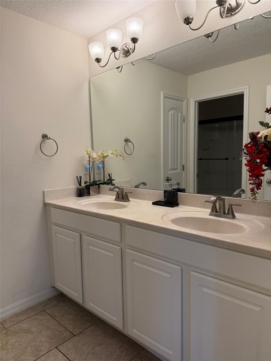 2342 BEACON LANDING CIR, ORLANDO, FL, 32824