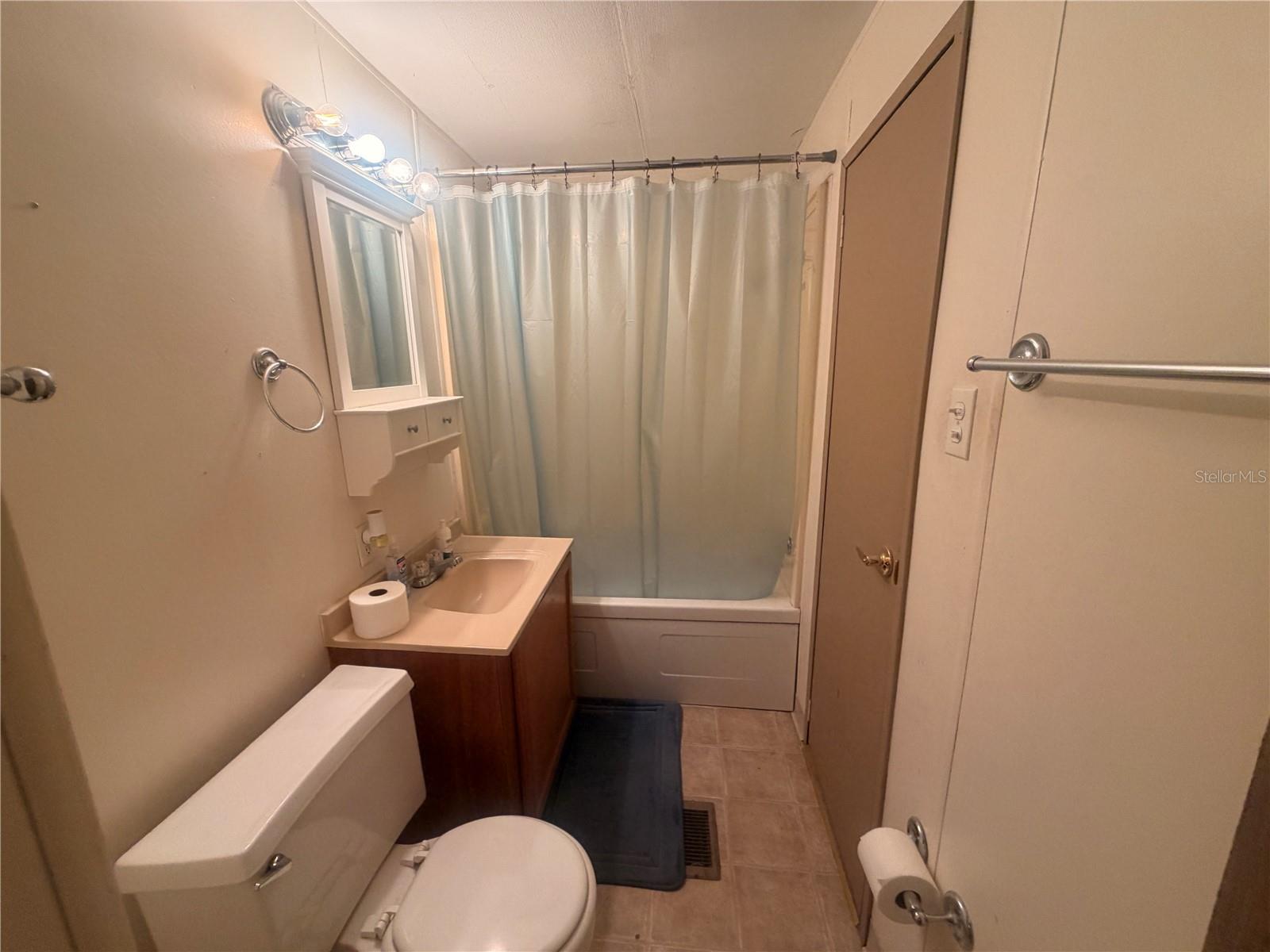 8582 W ADMIRAL BYRD LN, CRYSTAL RIVER, FL, 34429