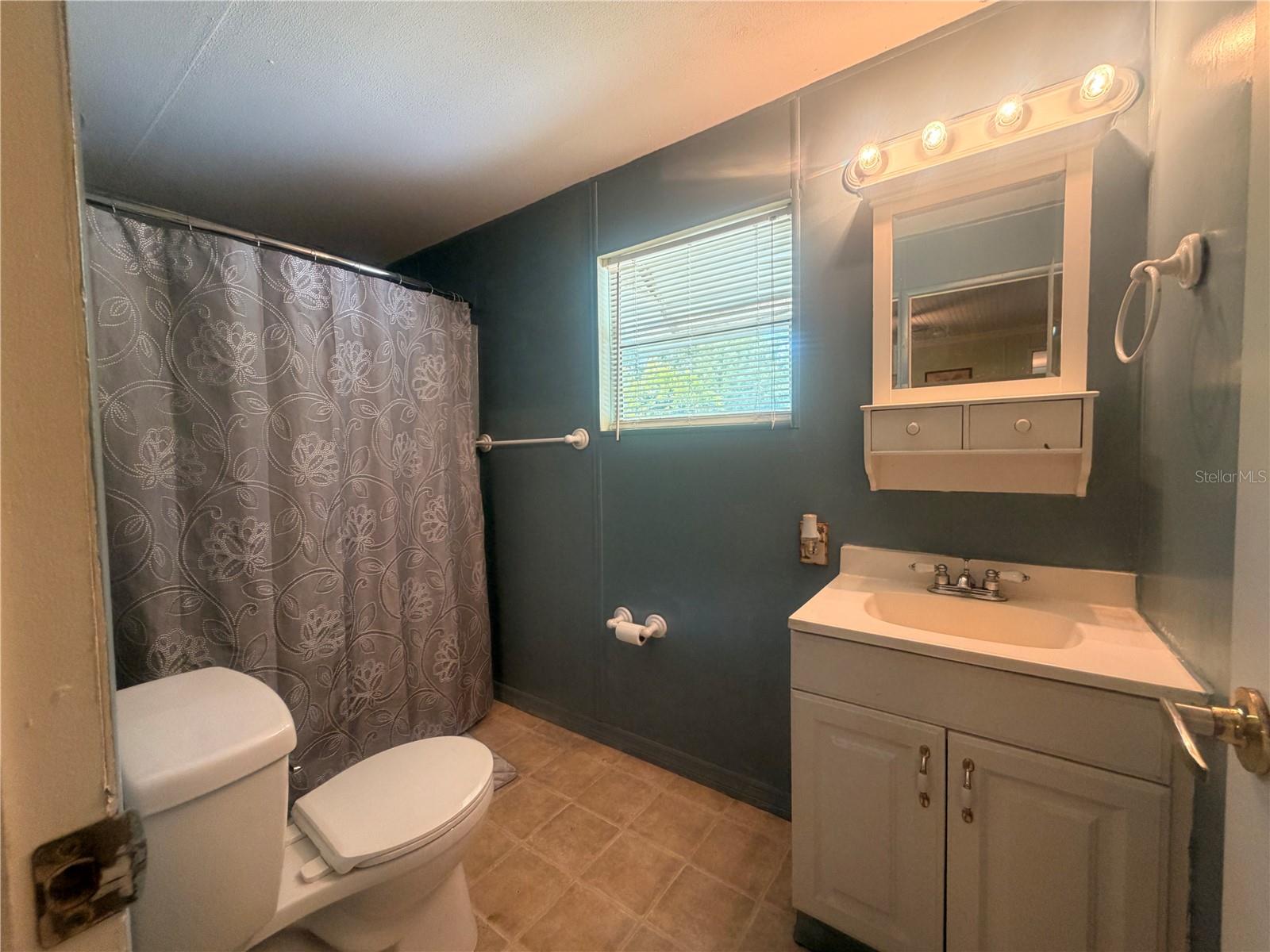 8582 W ADMIRAL BYRD LN, CRYSTAL RIVER, FL, 34429