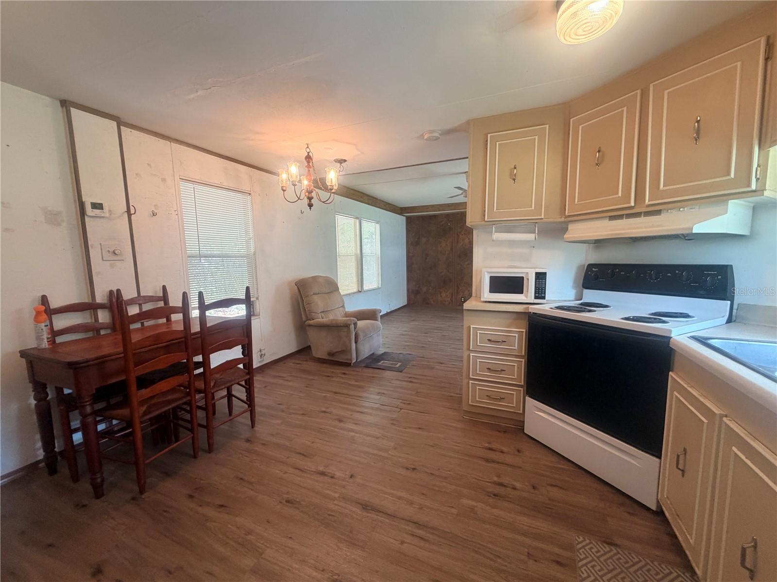 8582 W ADMIRAL BYRD LN, CRYSTAL RIVER, FL, 34429