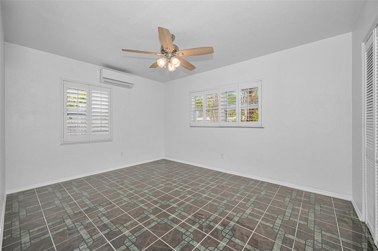 720 BRUCE AVE, CLEARWATER BEACH, FL, 33767