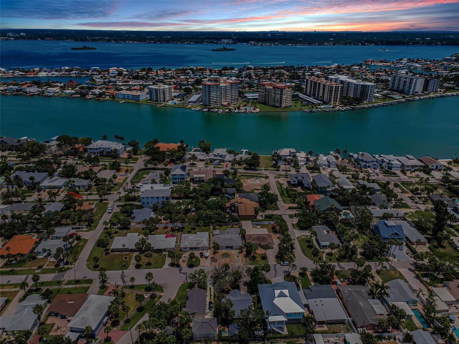 720 BRUCE AVE, CLEARWATER BEACH, FL, 33767