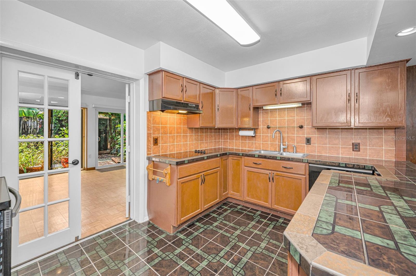720 BRUCE AVE, CLEARWATER BEACH, FL, 33767