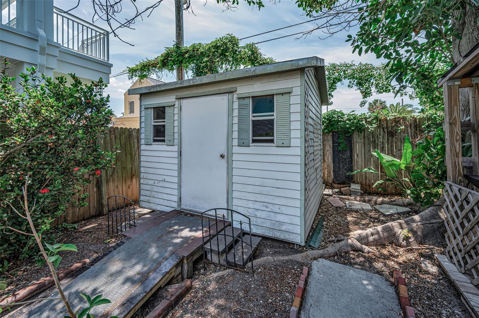 720 BRUCE AVE, CLEARWATER BEACH, FL, 33767