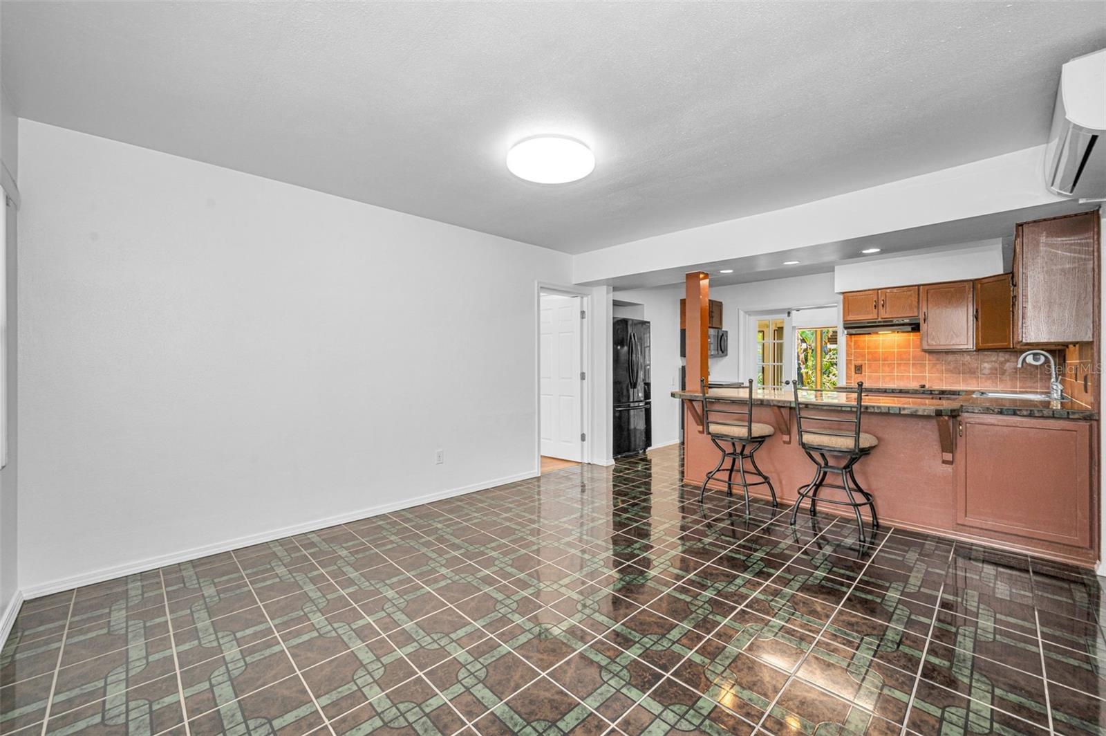 720 BRUCE AVE, CLEARWATER BEACH, FL, 33767