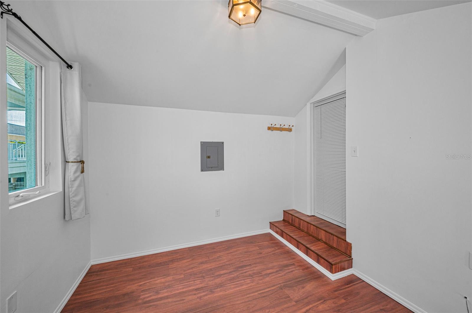 720 BRUCE AVE, CLEARWATER BEACH, FL, 33767