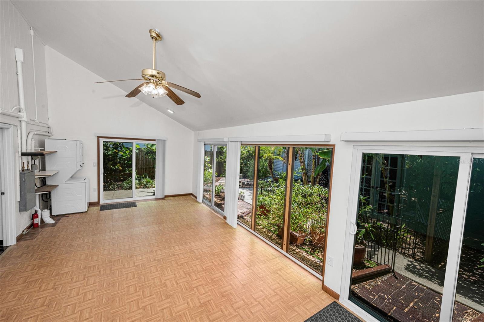 720 BRUCE AVE, CLEARWATER BEACH, FL, 33767