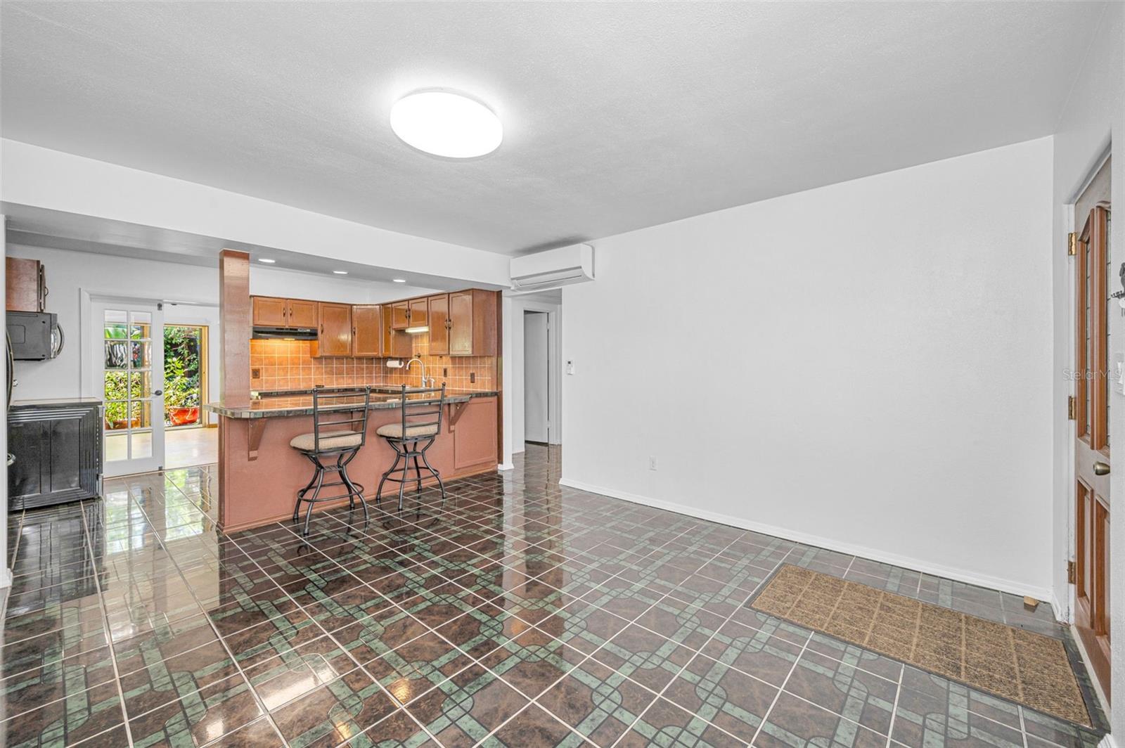 720 BRUCE AVE, CLEARWATER BEACH, FL, 33767