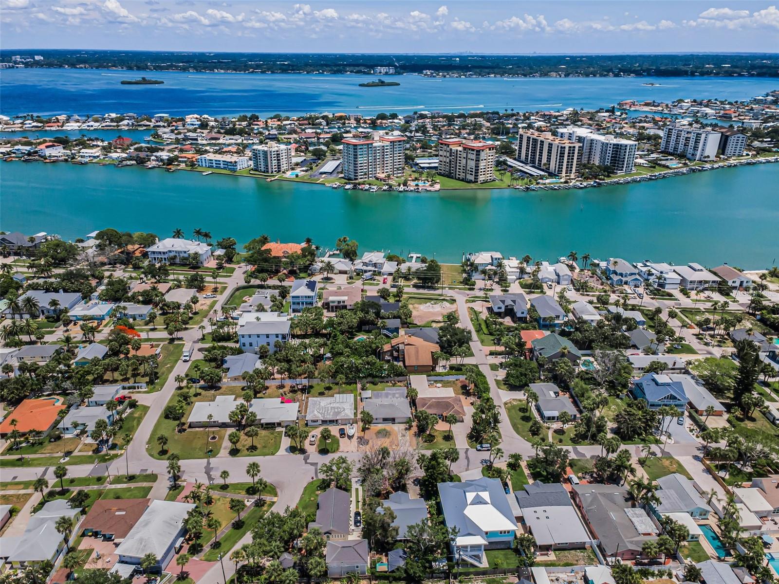 720 BRUCE AVE, CLEARWATER BEACH, FL, 33767