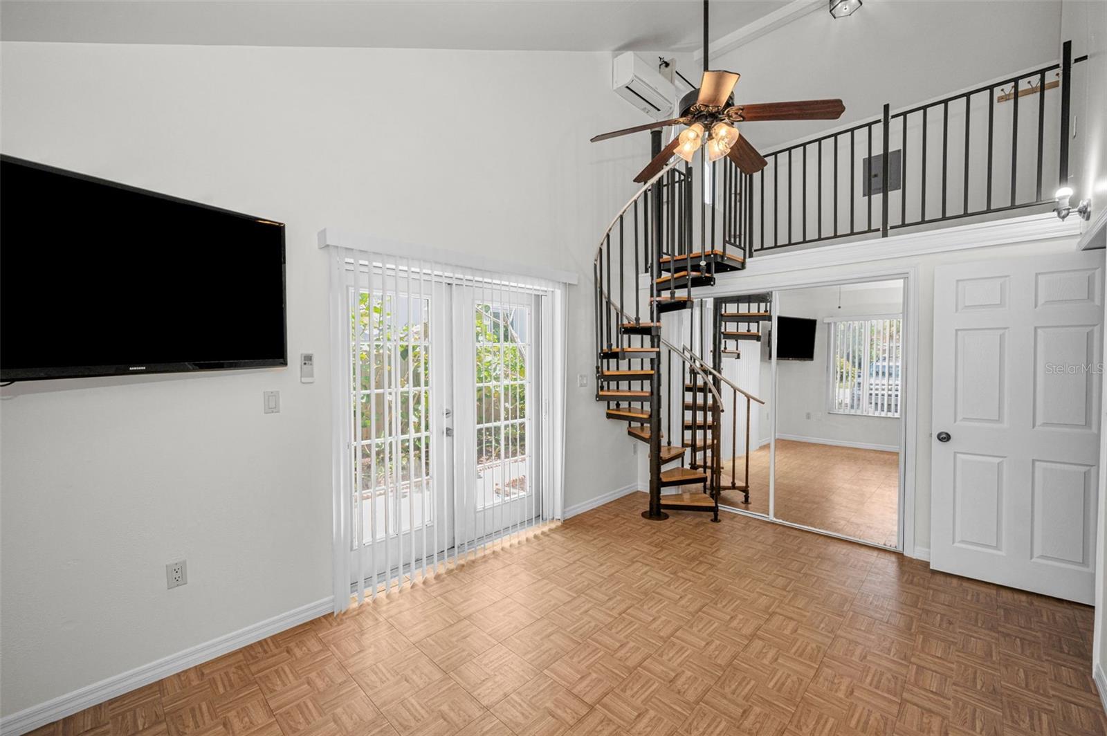 720 BRUCE AVE, CLEARWATER BEACH, FL, 33767