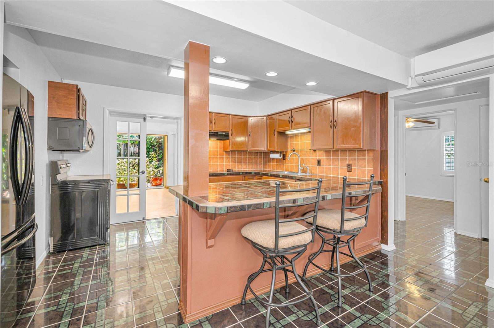 720 BRUCE AVE, CLEARWATER BEACH, FL, 33767